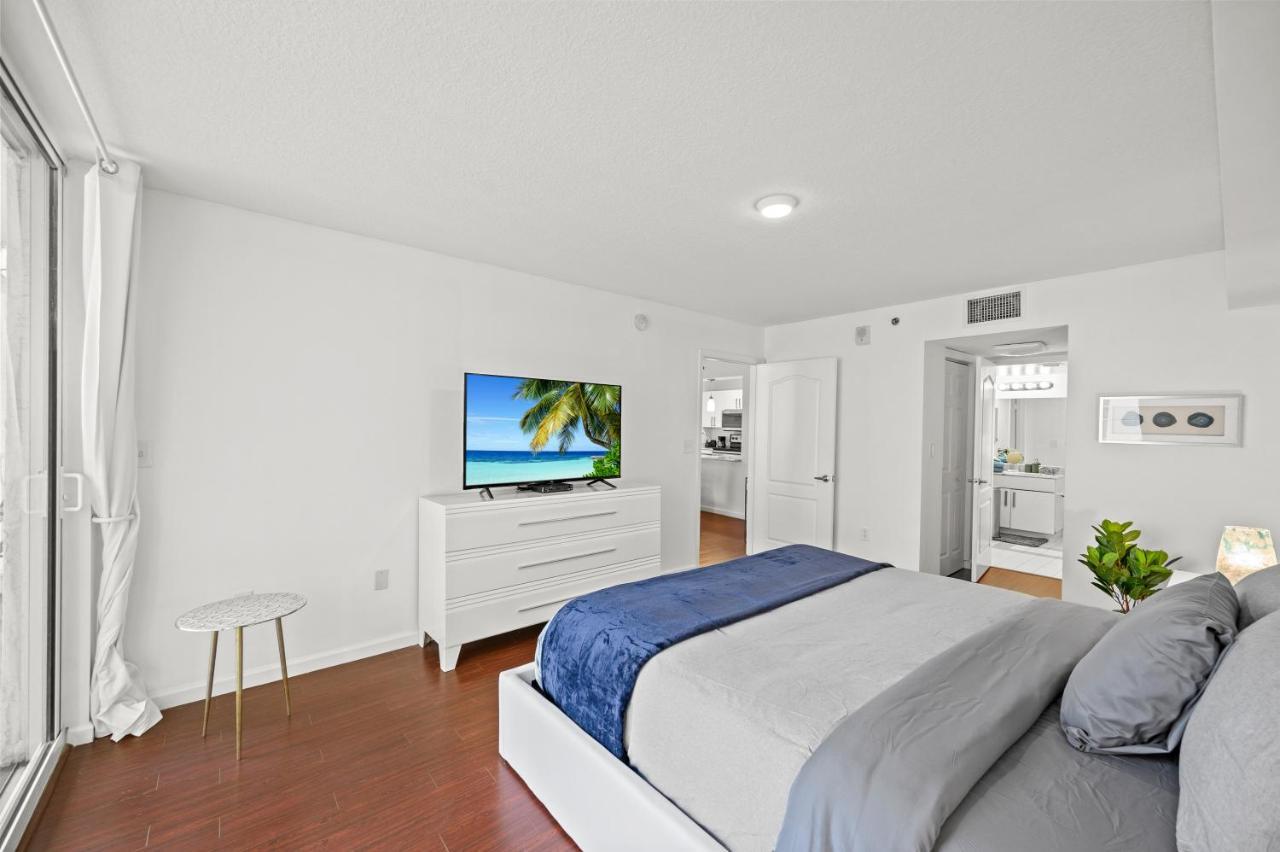 Amazing Condo With Free Parking In Brickell Miami Exterior foto